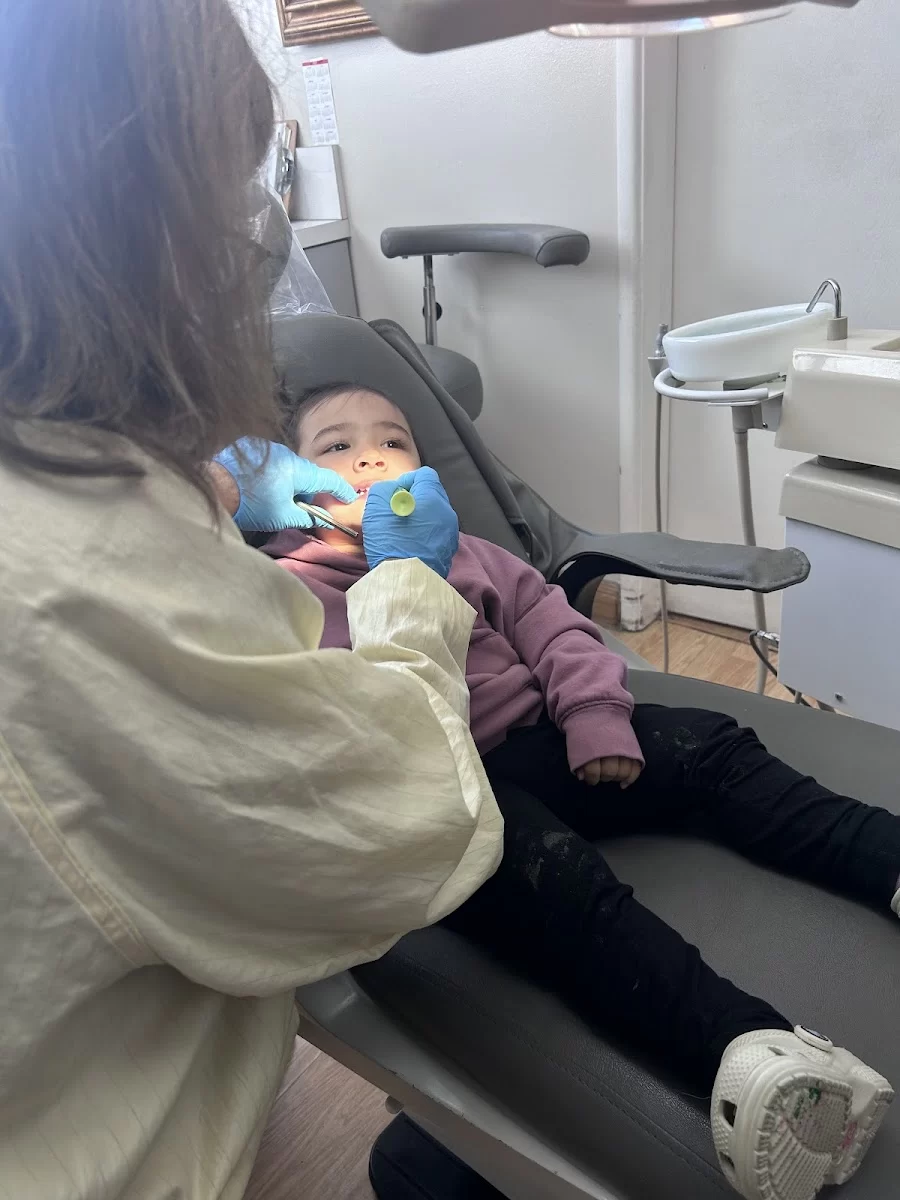Mahnaz Deborah Gozini DDS Picture 1
