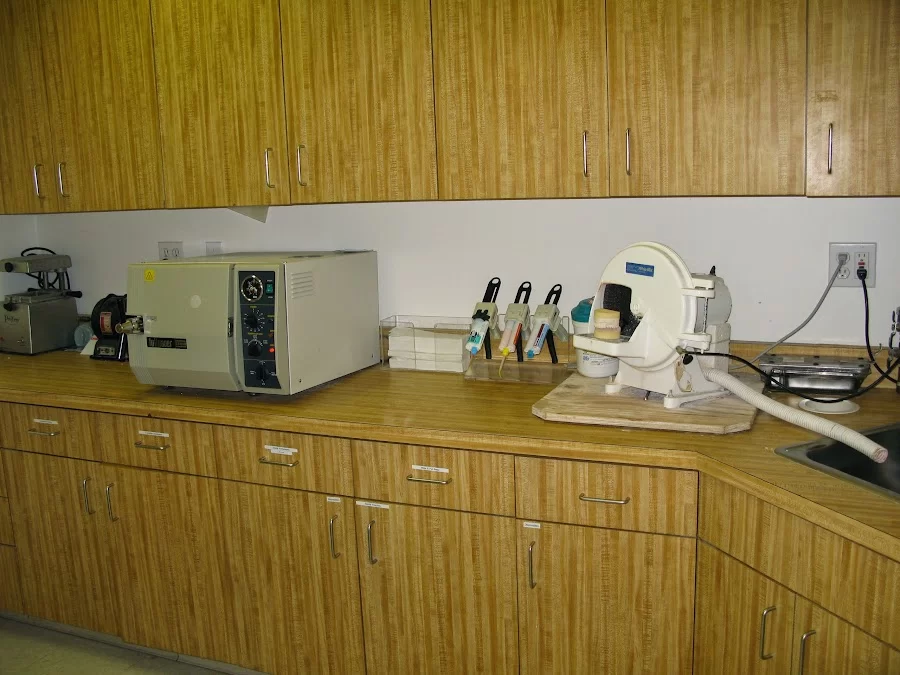 Dr. Ramin Assili, DDS Picture 6