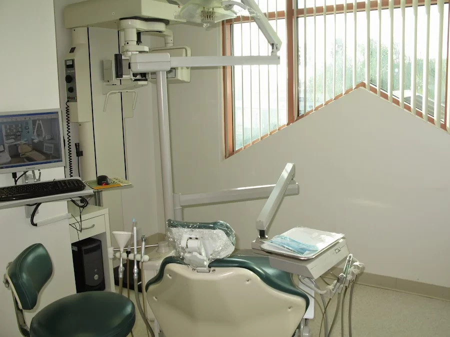 Dr. Ramin Assili, DDS Picture 3