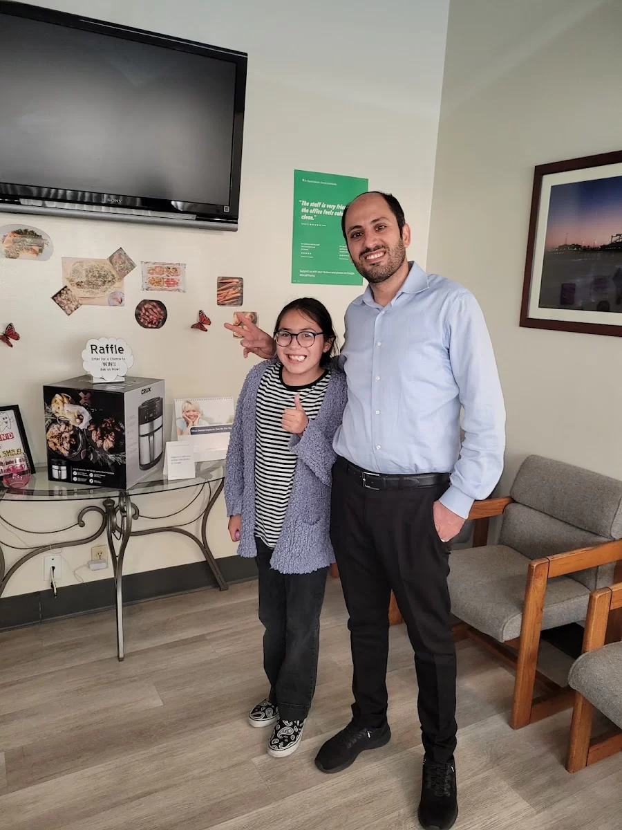 Dr. David Hakham, Dentist in Montebello Picture 9