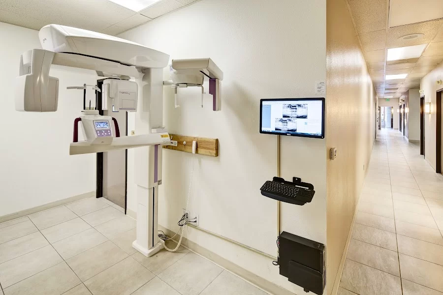 SoCal Dental Care Picture 4