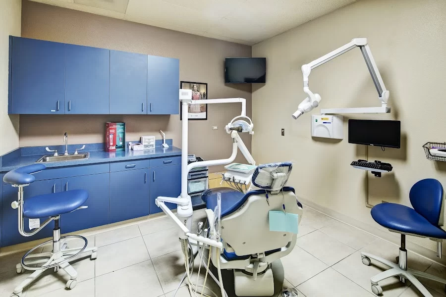 SoCal Dental Care Picture 2