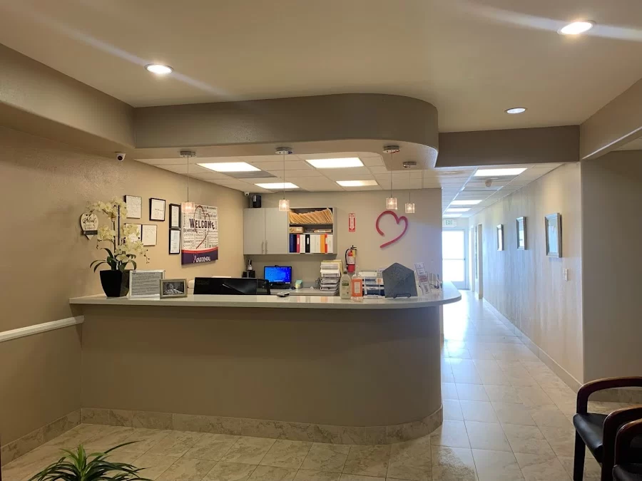 Aava Dental of North Hollywood Picture 2