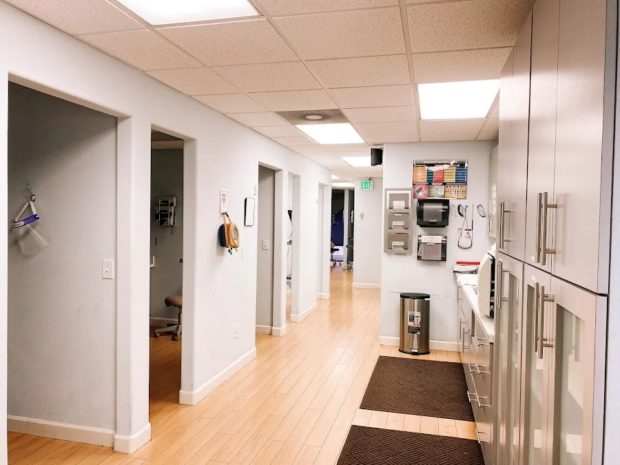 Aava Dental of North Hollywood Picture 6