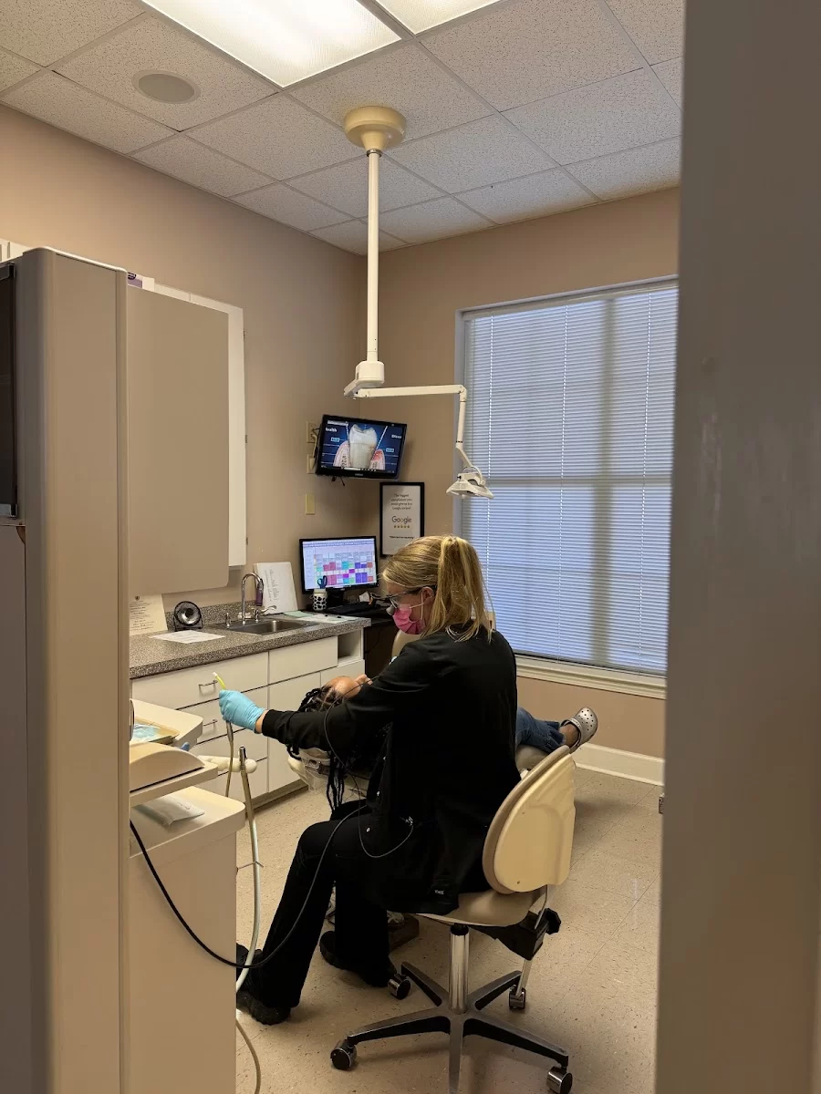 Woodmere Cosmetic and Family Dentistry Picture 9