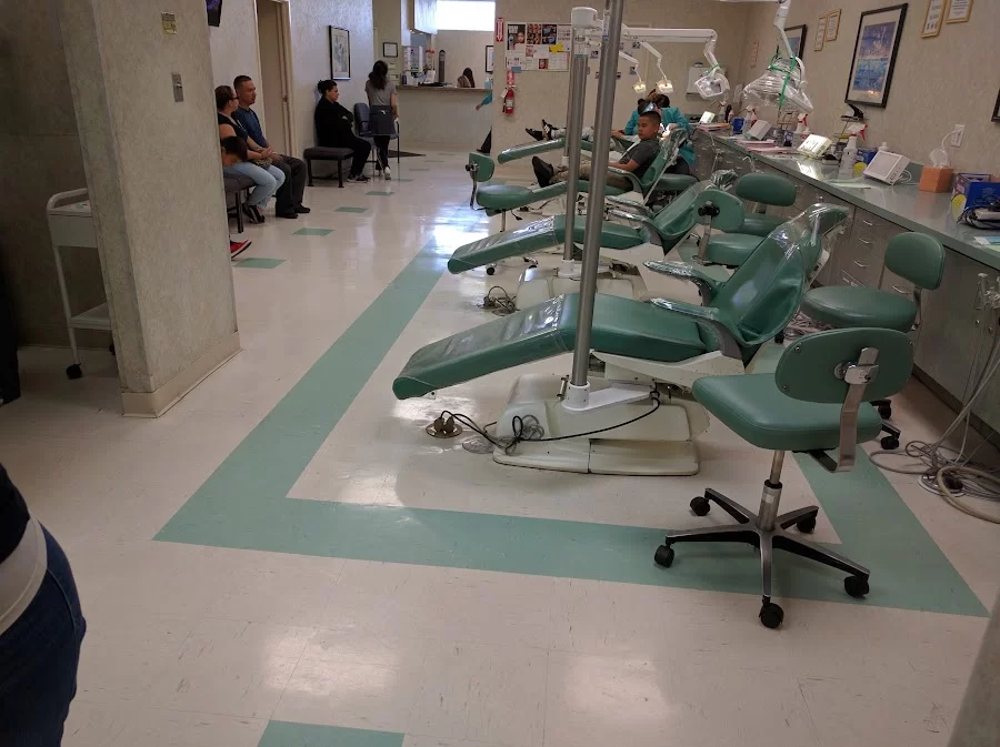 Schnierow Dental Care Picture 3