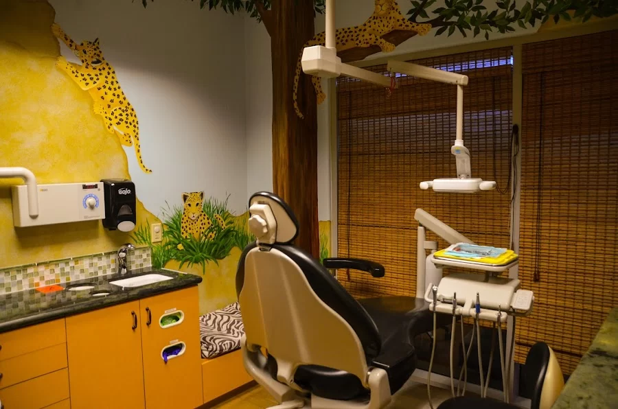 Dr. Janelle Holden, DDS Picture 1