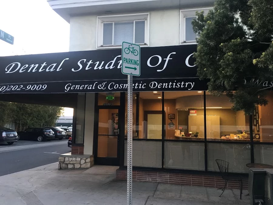 Dental Studio Picture 8