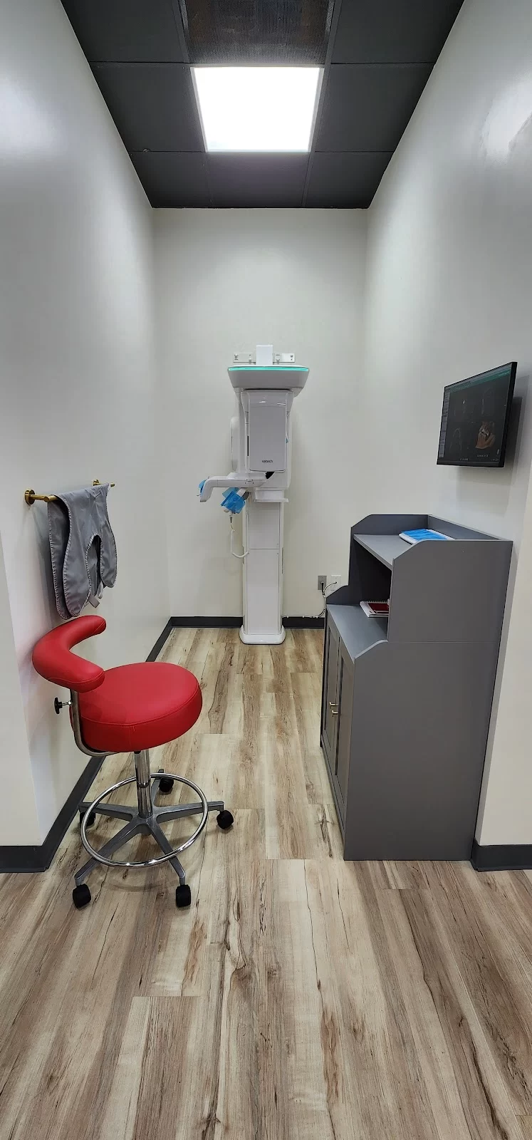 Gardena Dental Office Picture 8