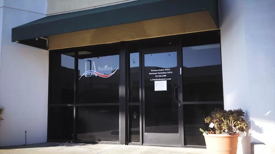 L.A. Smiles Dentistry Picture 4