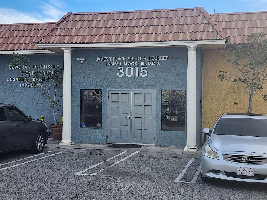 Crenshaw Professional Dental Center James T. Black DDS Picture 10