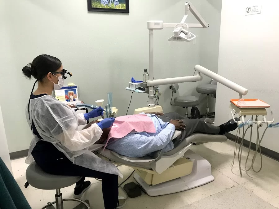Crenshaw Professional Dental Center James T. Black DDS Picture 7