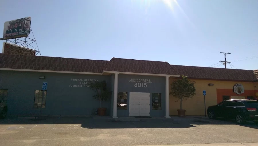 Crenshaw Professional Dental Center James T. Black DDS Picture 1