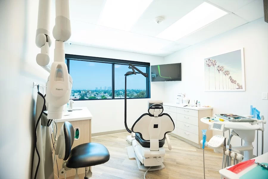 Century Smile Dental Picture 4