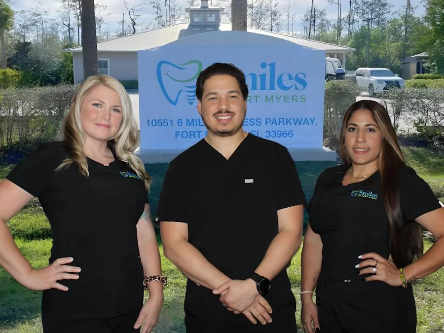 Smiles of Fort Myers Picture 9