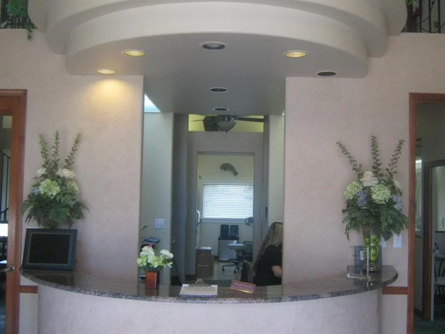Waterside Aesthetic Dentistry, Dr Larry Dunford Picture 1