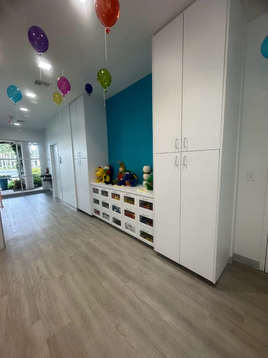 smiLee Pediatric Dentistry & Orthodontics Picture 10