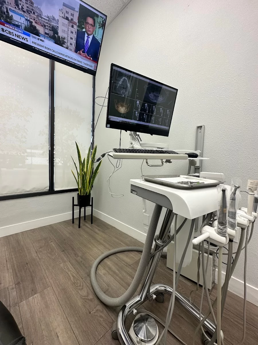 Smile Boutique Northridge Picture 10