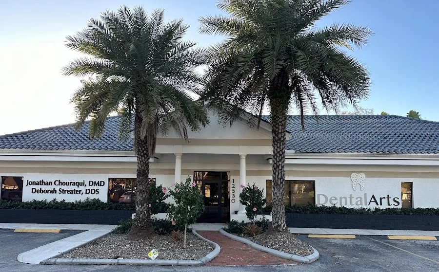 Fort Myers Dental Arts Picture 2