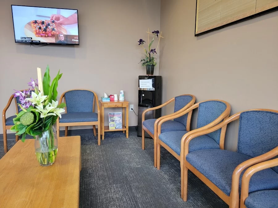 East Portland Dental Center: Hongo Gary S DDS Picture 2