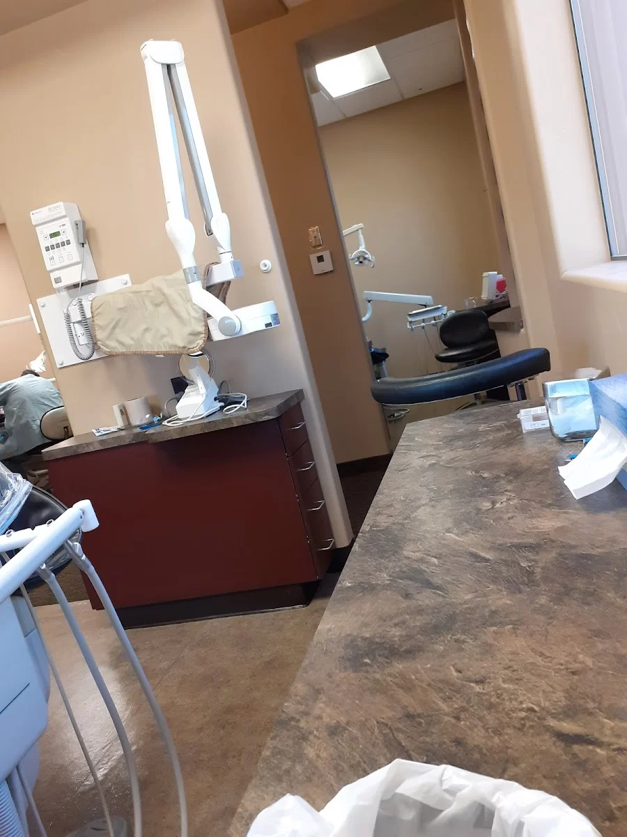 Carranza Dental Picture 2