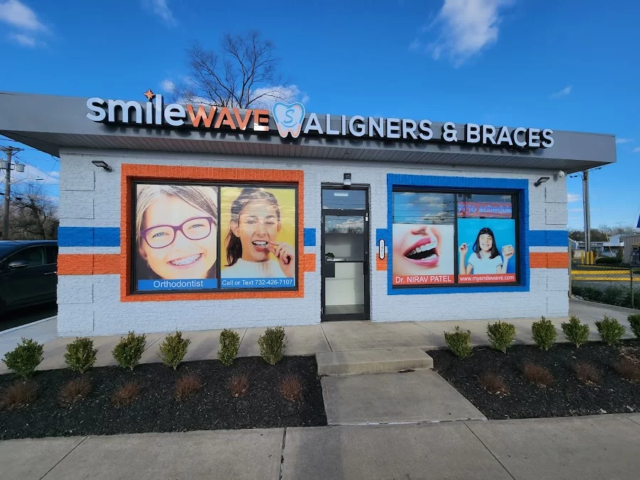 Smilewave Aligners & Braces Picture 3