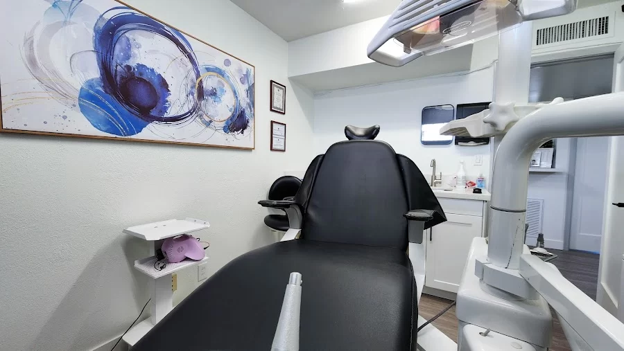 Tru-Value Dental and Denture Picture 6