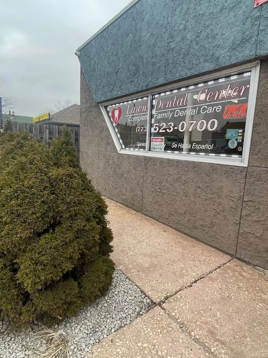 Lawn Dental Center Picture 10