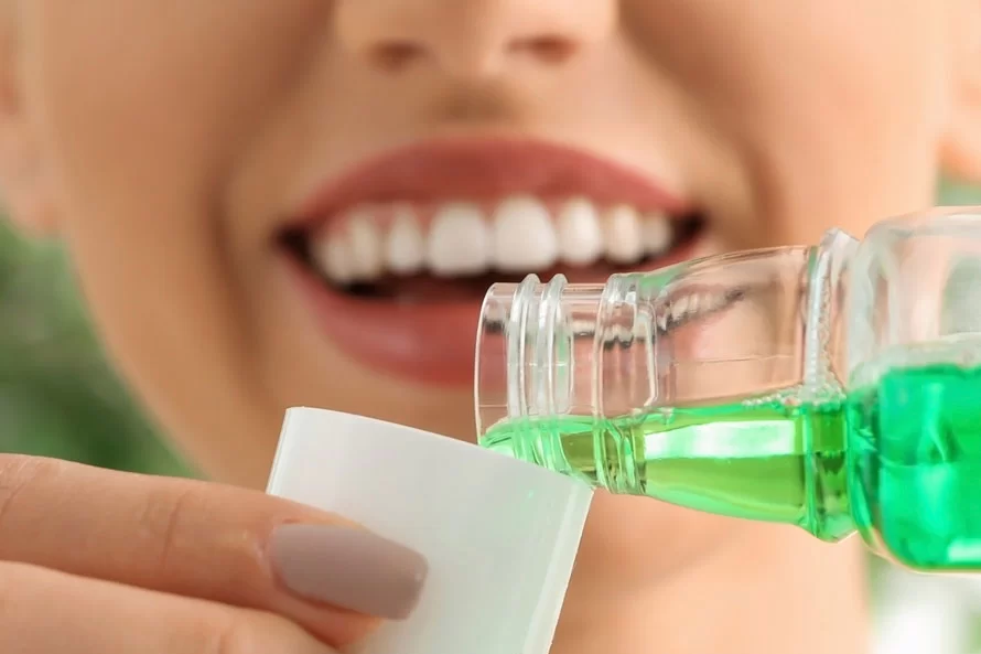 The Benefits of Using Mouthwash Daily for Optimal Oral Health