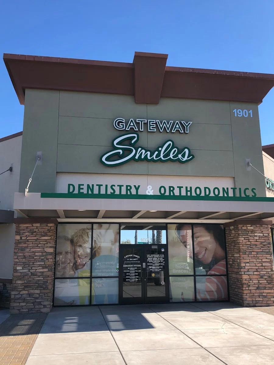 Gateway Smiles Dentistry and Orthodontics Picture 9
