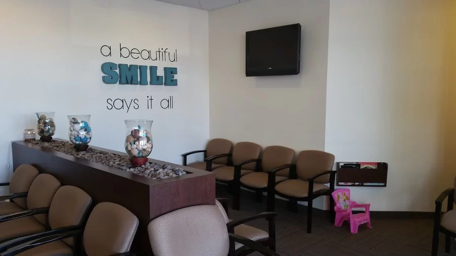 Gateway Smiles Dentistry and Orthodontics Picture 2