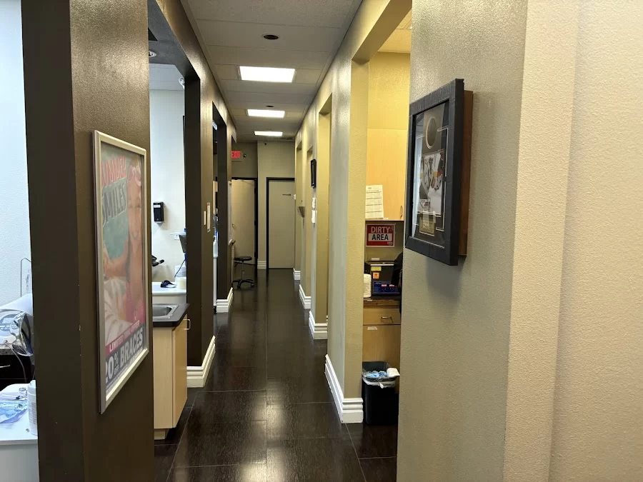 Affordable Dental at Eastern & Windmill Picture 3