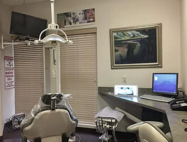 Vernon J. Lamborn, DDS, PC Picture 2