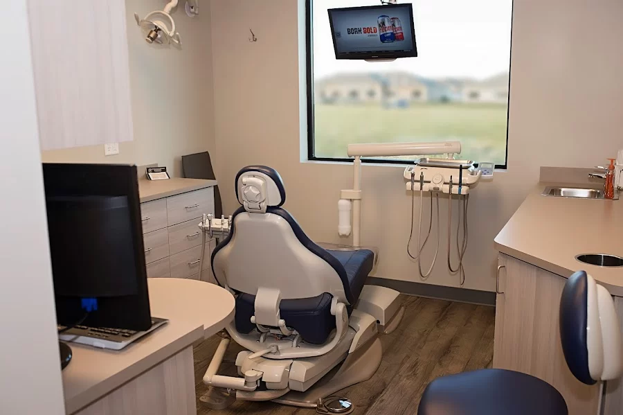 Sanders Family Dental Picture 1