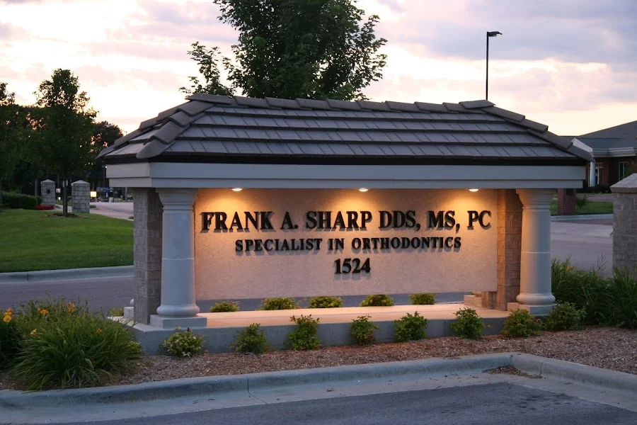 Sharp Orthodontics - Springfield Picture 4