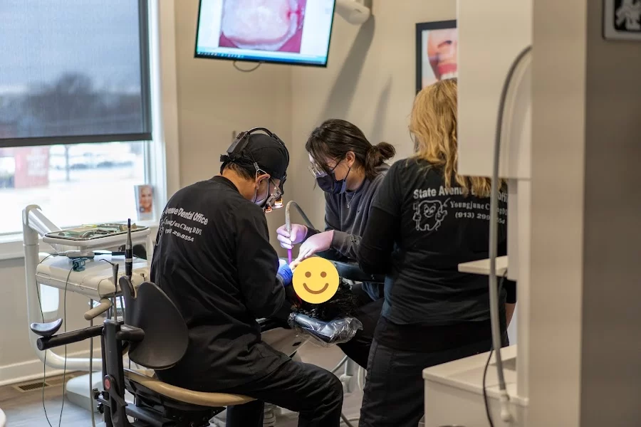 State Avenue Dental Office Picture 5