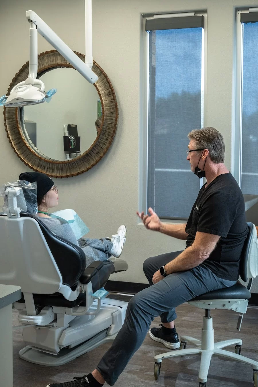 Chandler Implants & Periodontics Picture 10