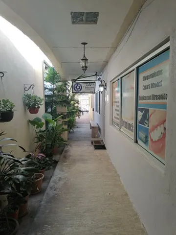 Clínica Dental Puente Picture 2