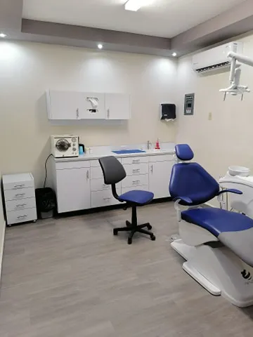 Clínica Dental Puente Picture 5