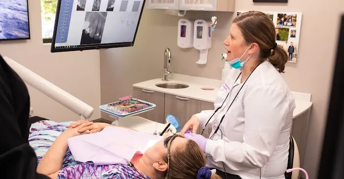 Dental Essence Picture 1