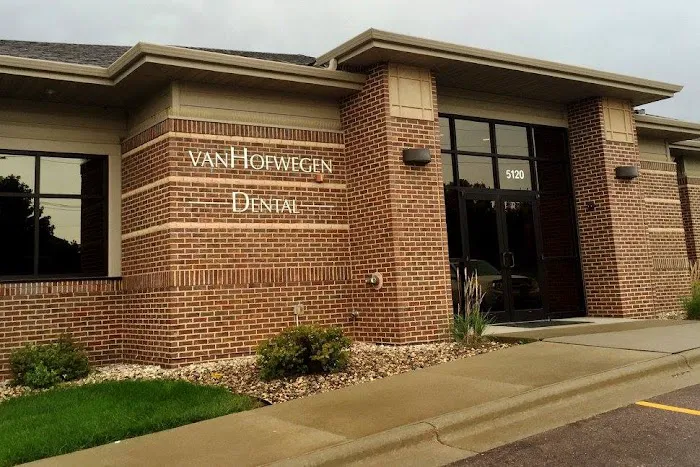 van Hofwegen Dental Picture 1