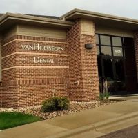 van Hofwegen Dental ico