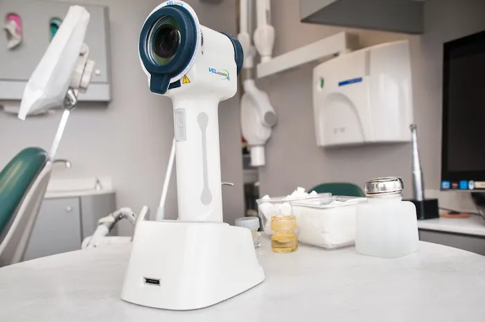 Van Dental Clinic Picture 4