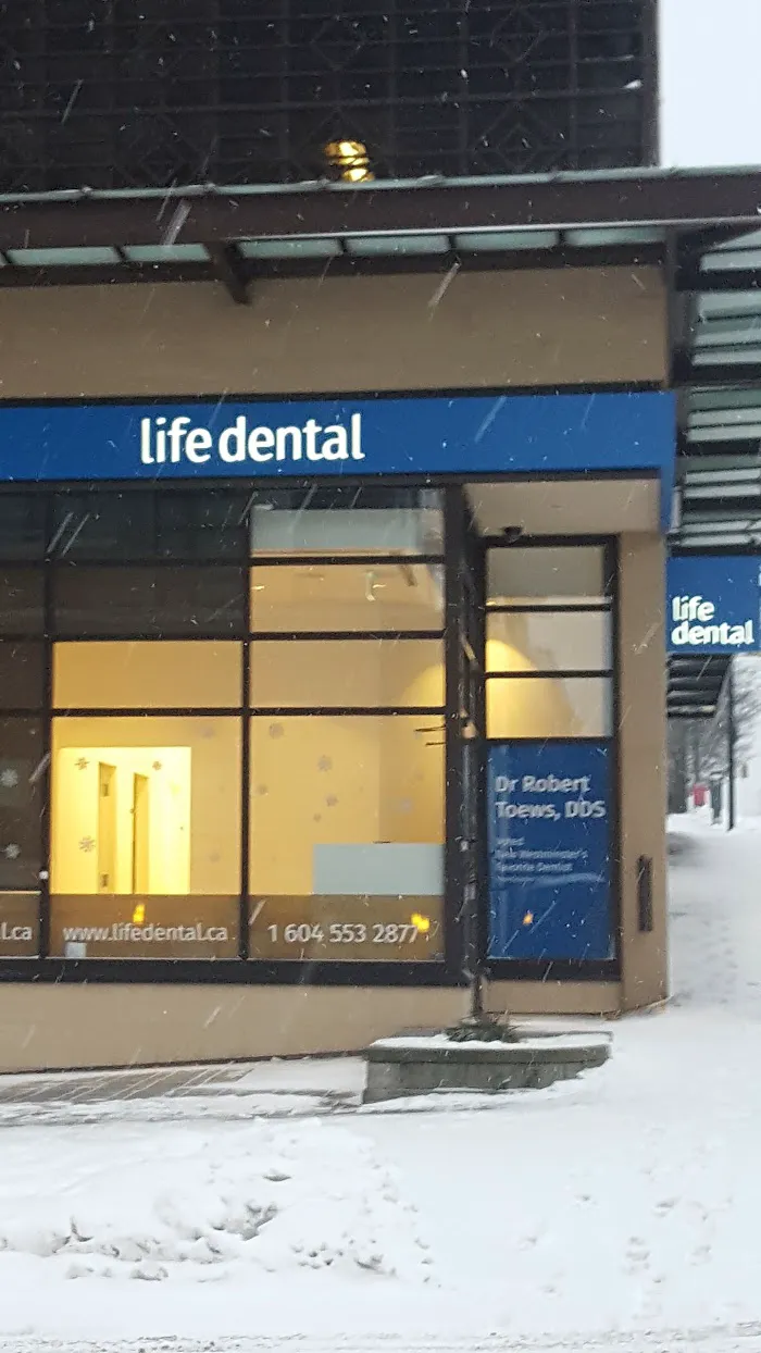 Life Dental Picture 7