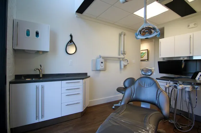 Sulens Dental Studio Picture 4