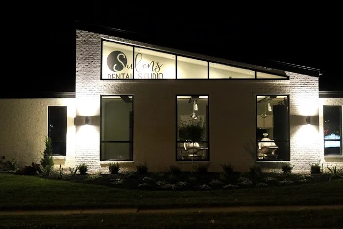 Sulens Dental Studio Picture 1