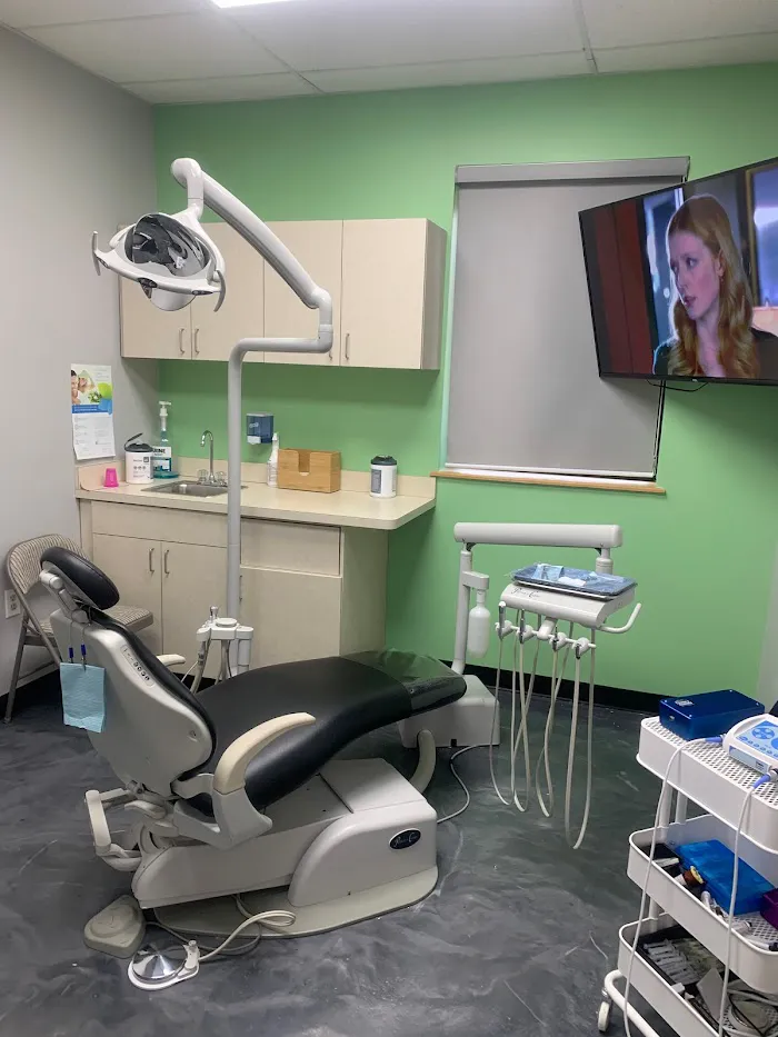 Great Expressions Dental Centers - Southfield-Lahser Picture 3