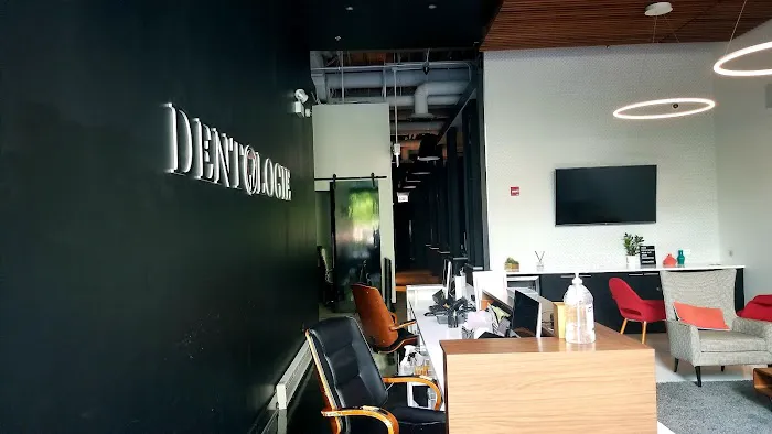 Dentologie - Streeterville Picture 1