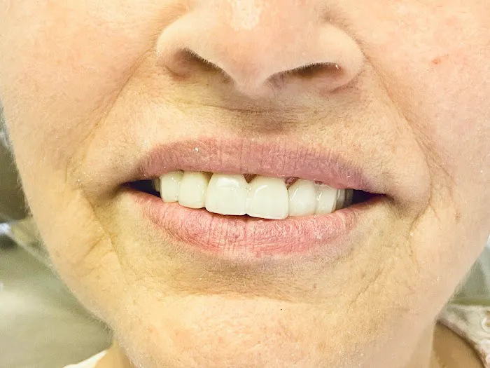 Comprehensive Family Dentistry Picture 1