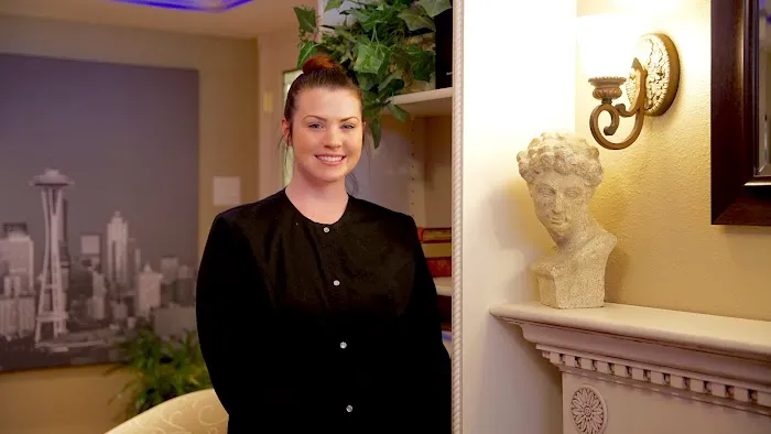 Zen Dental Center Family Cosmetic Emergency Implants Picture 1